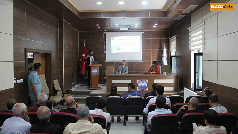 Elazığ'da akılcı ilaç kullanımı ve bitkisel ürünler toplantısı