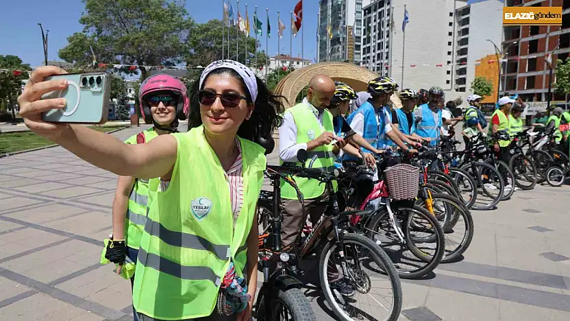 Elazığ'da pedallar sağlık için çevrildi