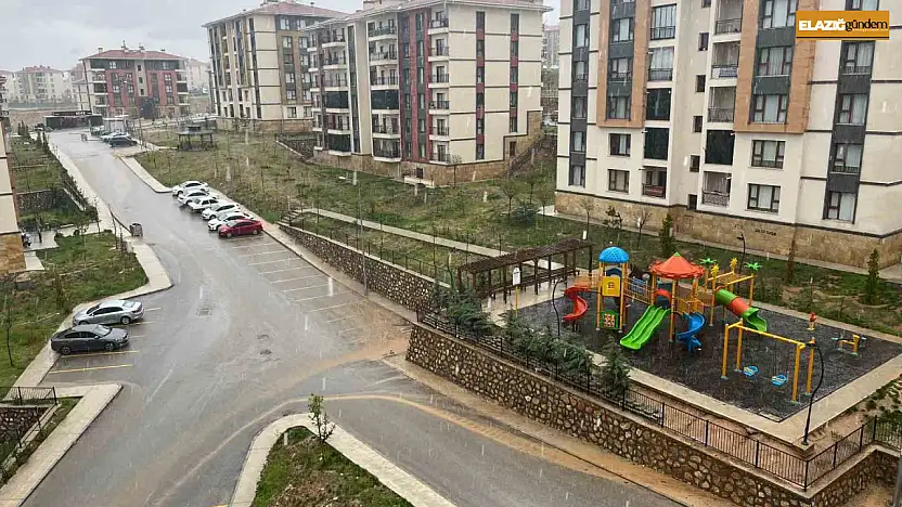 Elazığ'da sağanak etkili oluyor
