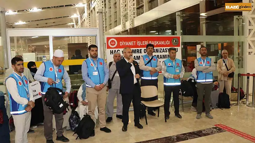 Elazığ'dan ilk hac kafilesi dualarla uğurlandı