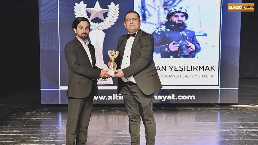 İHA'ya 'Yılın En İyi Erkek Haber Muhabiri' ödülü