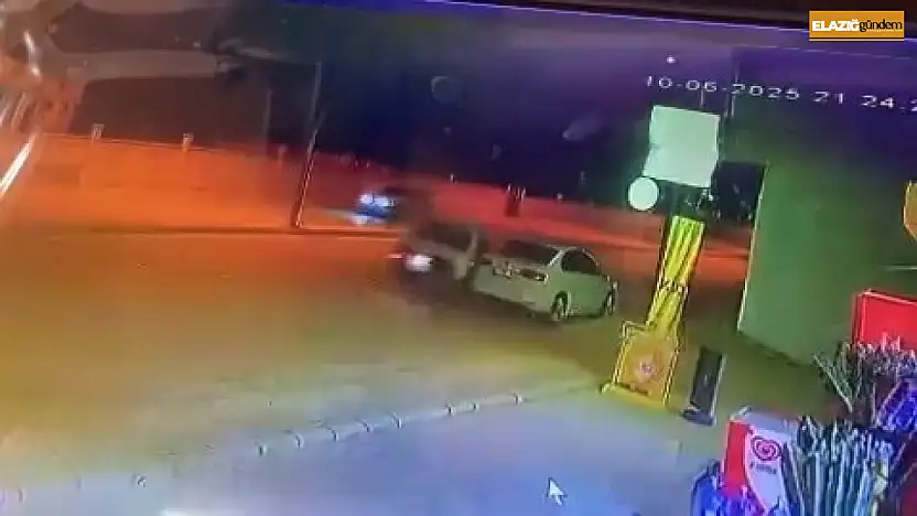 Park halindeki otomobile çarpıp kaçtı: O anlar kamerada